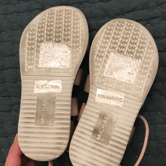 Sandals - Picture 2 of 3